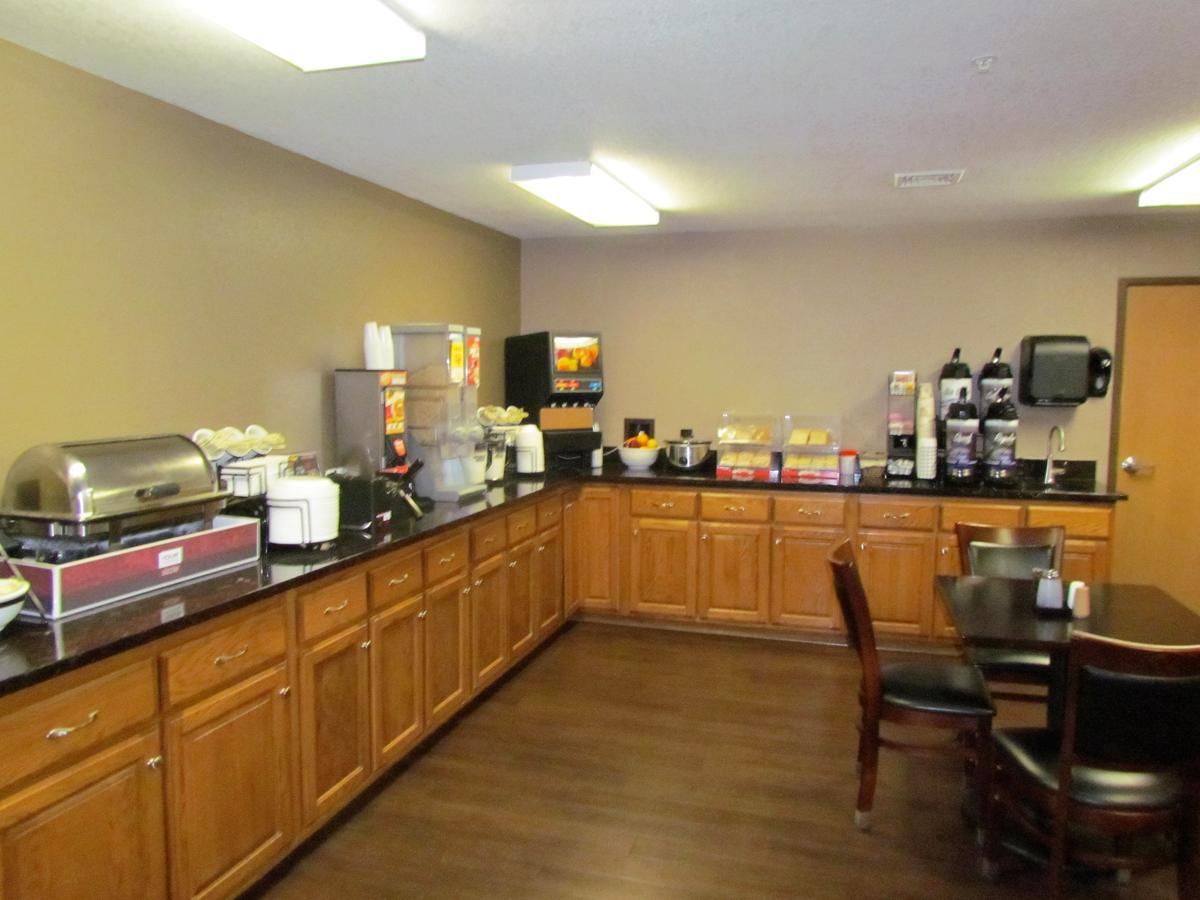 Oak Hill Inn & Suites Canton 외부 사진