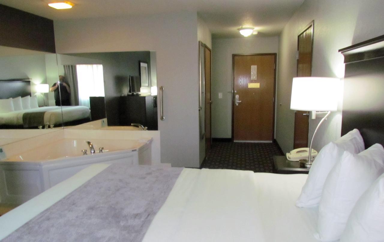 Oak Hill Inn & Suites Canton 외부 사진