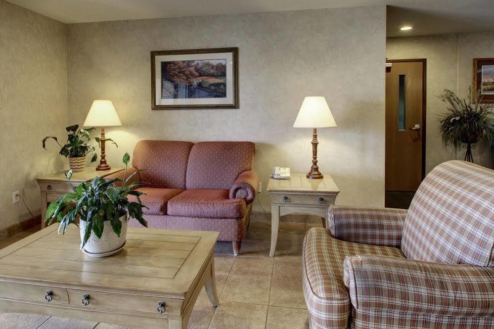 Oak Hill Inn & Suites Canton 외부 사진