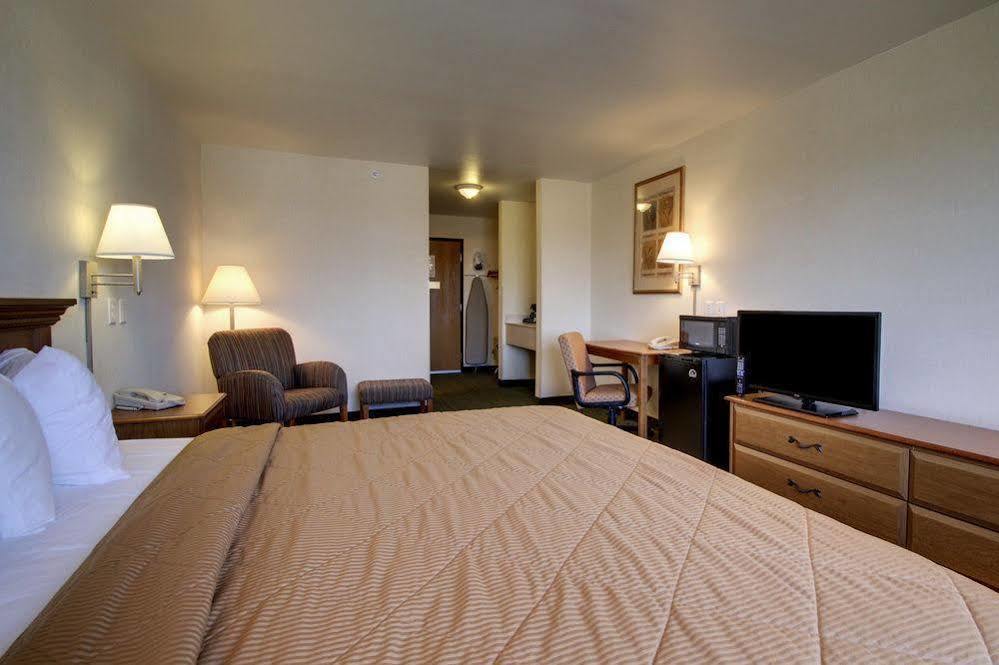 Oak Hill Inn & Suites Canton 외부 사진