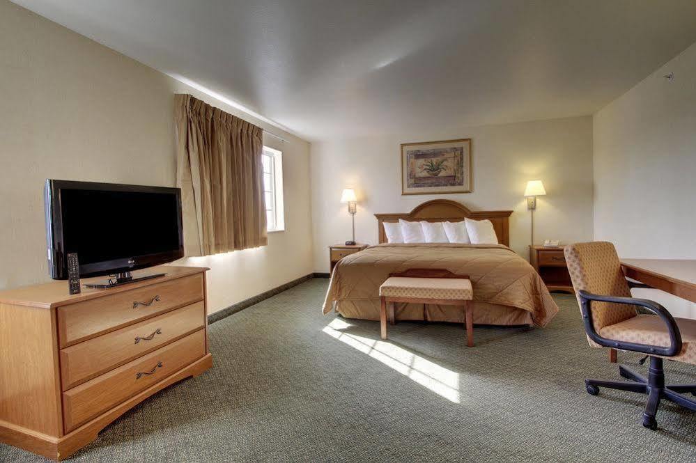Oak Hill Inn & Suites Canton 외부 사진