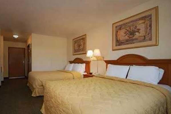 Oak Hill Inn & Suites Canton 외부 사진